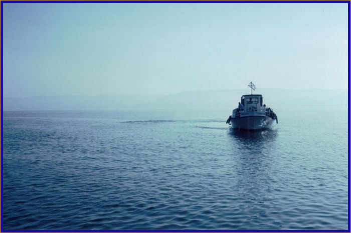 Another boat coming to dock by our tour boat